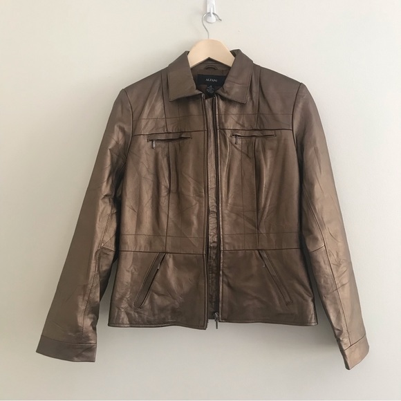 Gold leather jacket - Picture 2 of 9